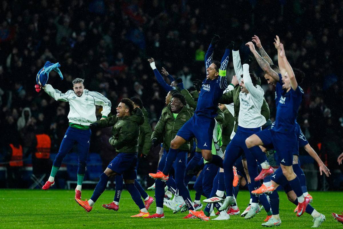 追求突破與 追求突破與