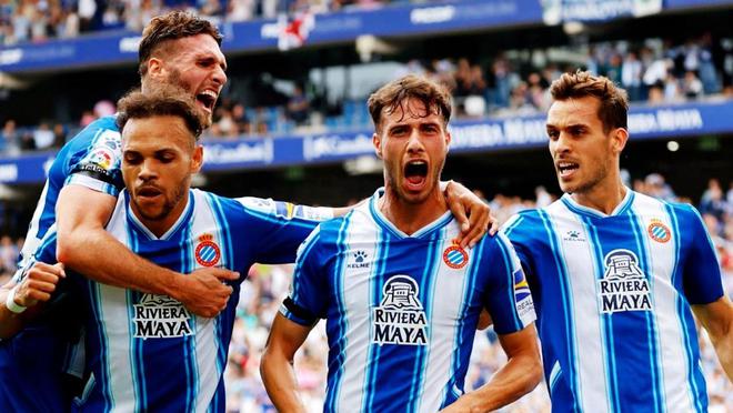 萨传奇球员 萨传奇球员