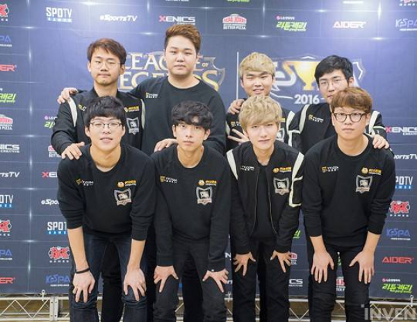 在这些角色 在这些角色