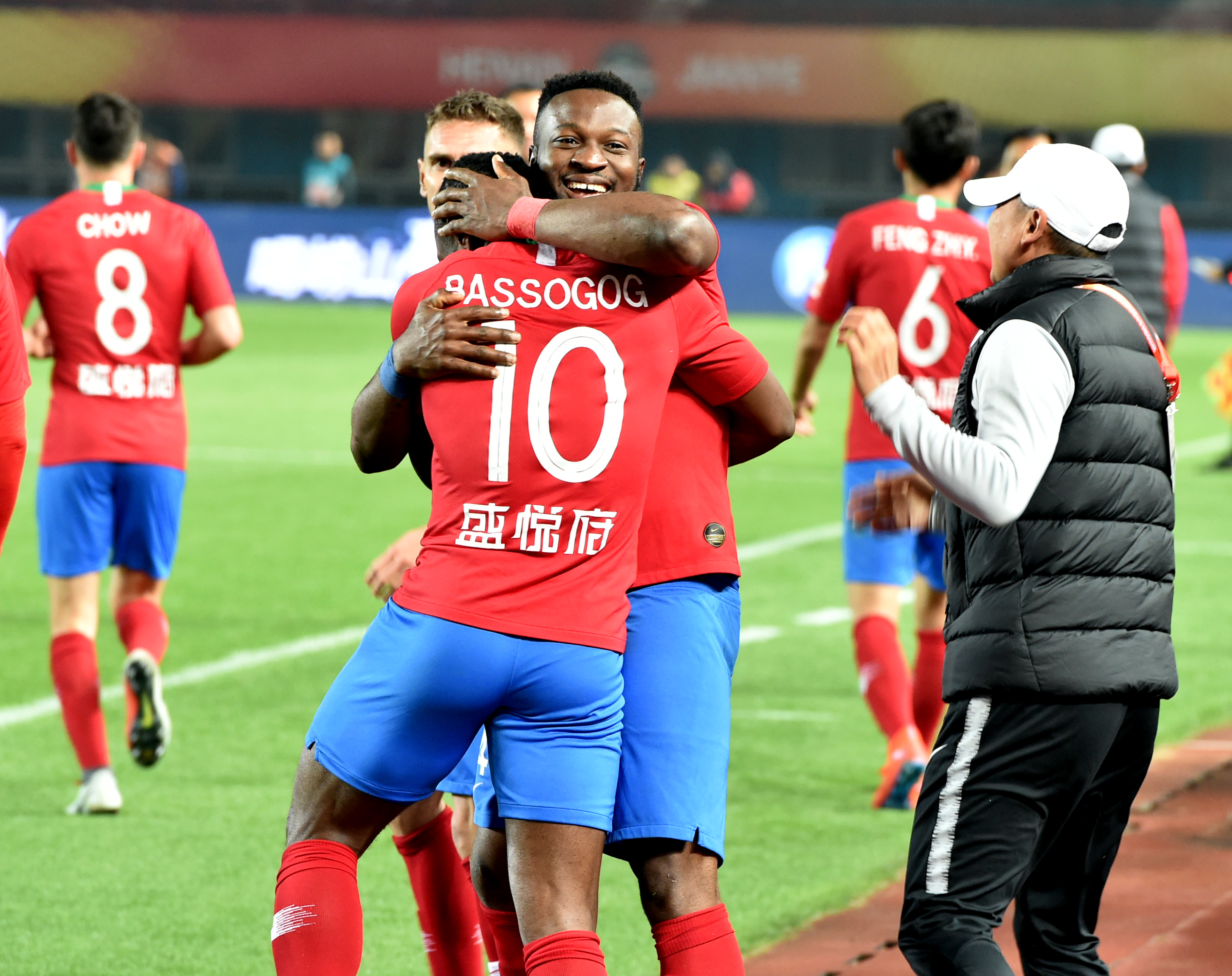 高的比赛里 高的比赛里